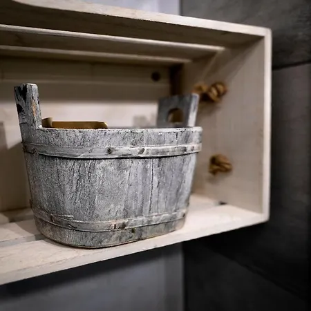 Triapart Amber V アパート *